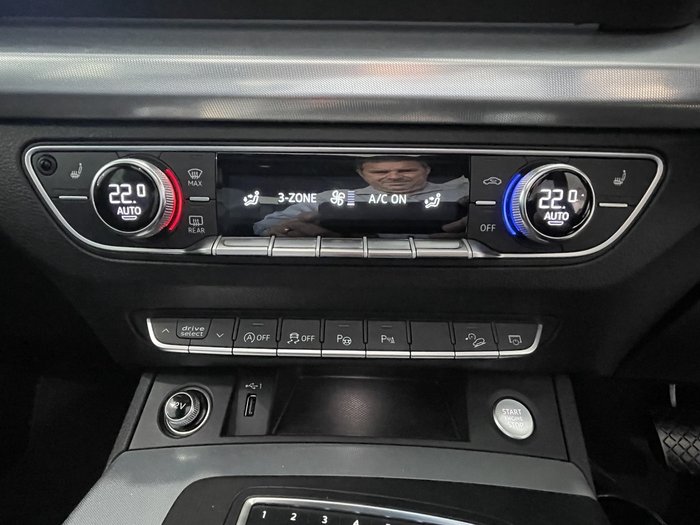 2020 Audi Q5 40 TDI sport