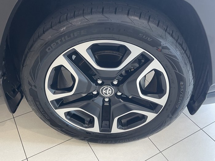 2021 Toyota RAV4 Edge