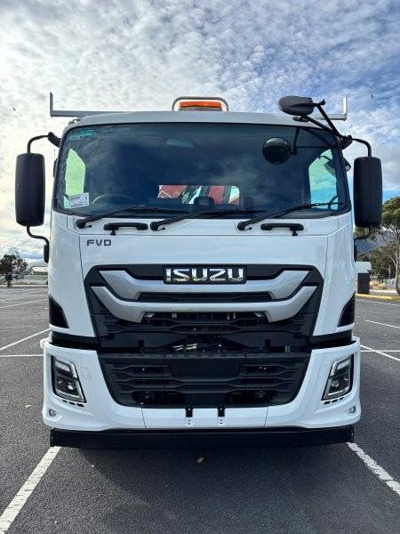 2025 Isuzu F Series