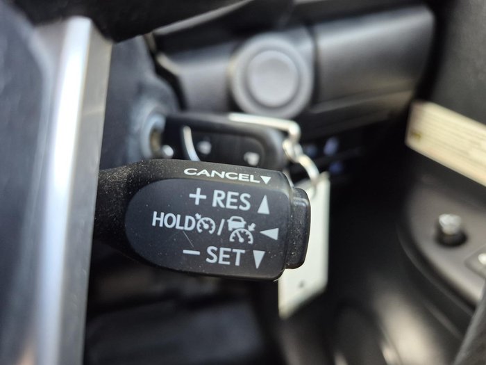 2020 Toyota Hilux SR