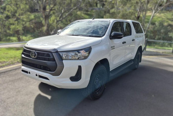 2020 Toyota Hilux SR