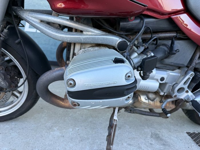 2001 BMW Motorrad R1150R Red