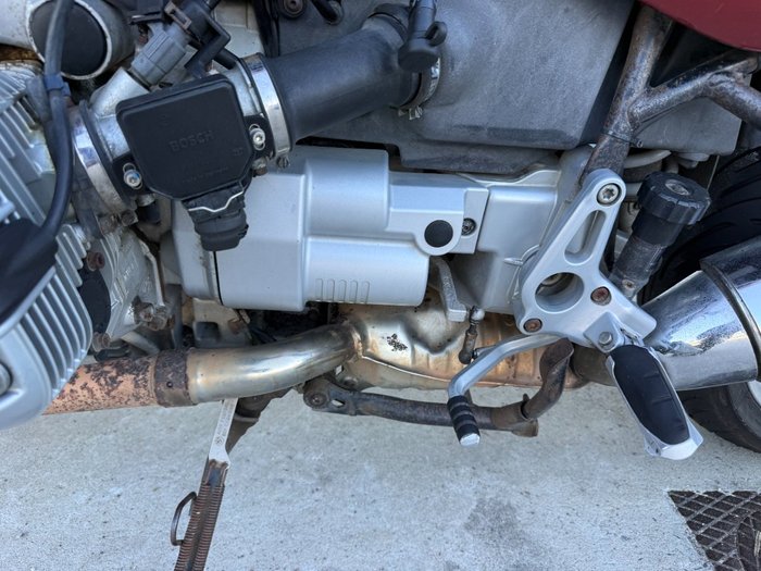 2001 BMW Motorrad R1150R Red
