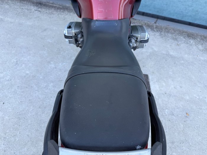 2001 BMW Motorrad R1150R Red