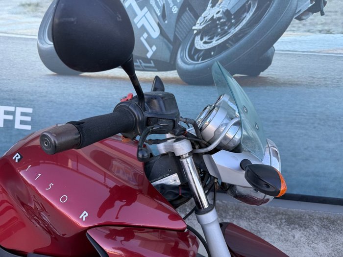 2001 BMW Motorrad R1150R Red