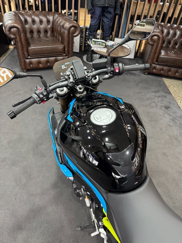 2026 BMW Motorrad S 1000 R Bluefire/Mugiallo Yellow