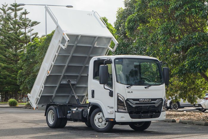 2025 Isuzu N Series NLR 45-150 DT D25