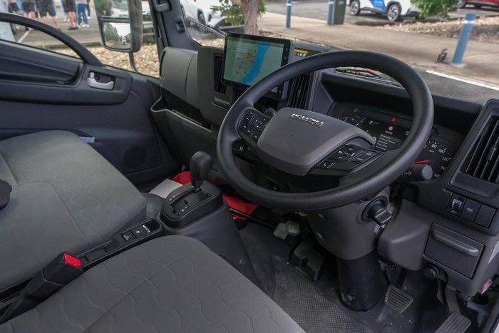 2025 Isuzu N Series NLR 45-150 DT D25
