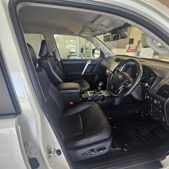 2023 Toyota Landcruiser Prado GXL
