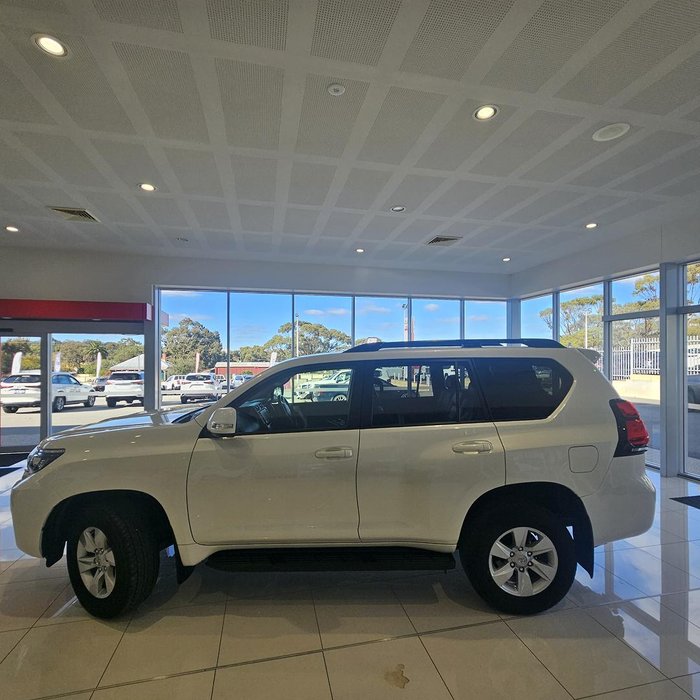 2023 Toyota Landcruiser Prado GXL