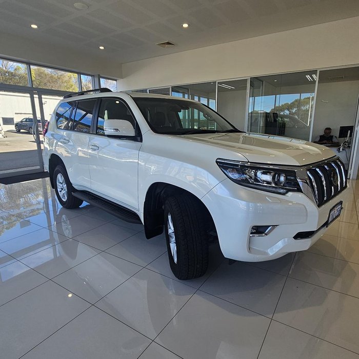 2023 Toyota Landcruiser Prado