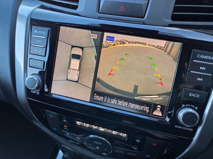 2021 Nissan Navara ST-X