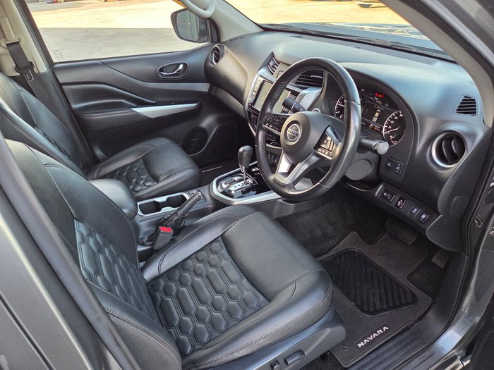 2021 Nissan Navara ST-X