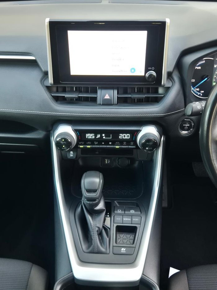 2024 Toyota RAV4 GX