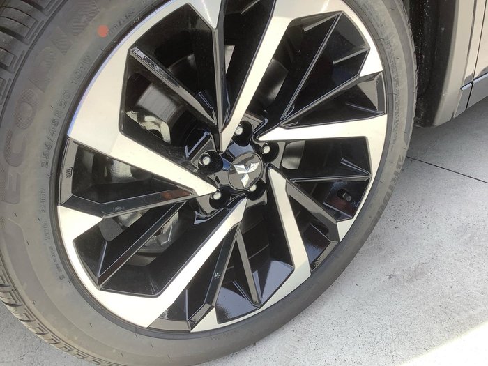 2025 Mitsubishi Outlander PHEV Exceed