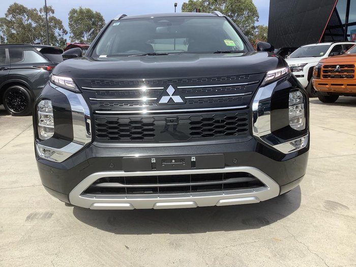 2025 Mitsubishi Outlander PHEV Exceed
