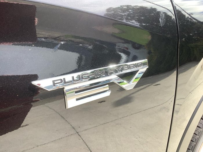 2025 Mitsubishi Outlander PHEV Exceed