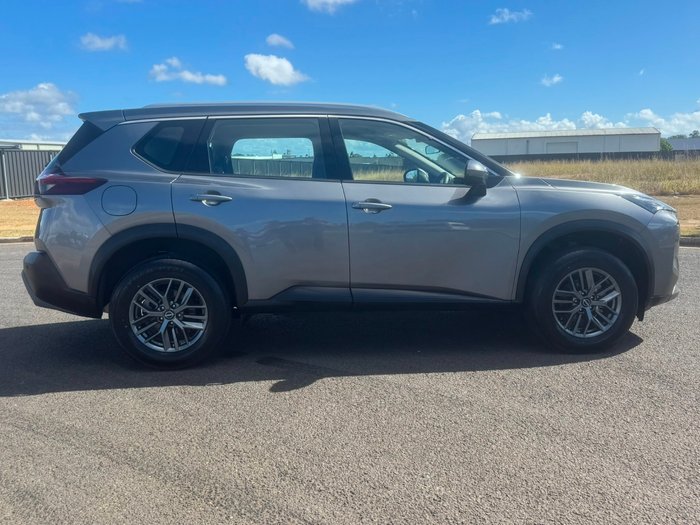2024 Nissan X-TRAIL ST