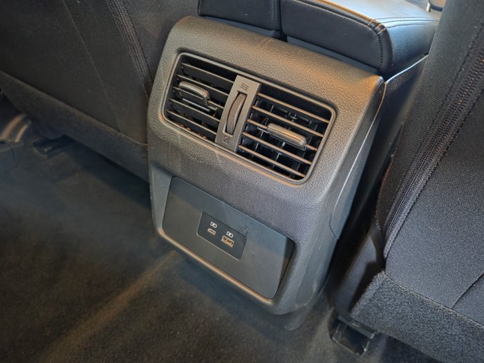 2024 Nissan X-TRAIL ST
