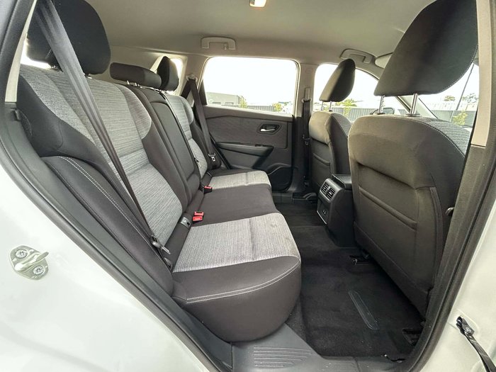 2024 Nissan X-TRAIL ST