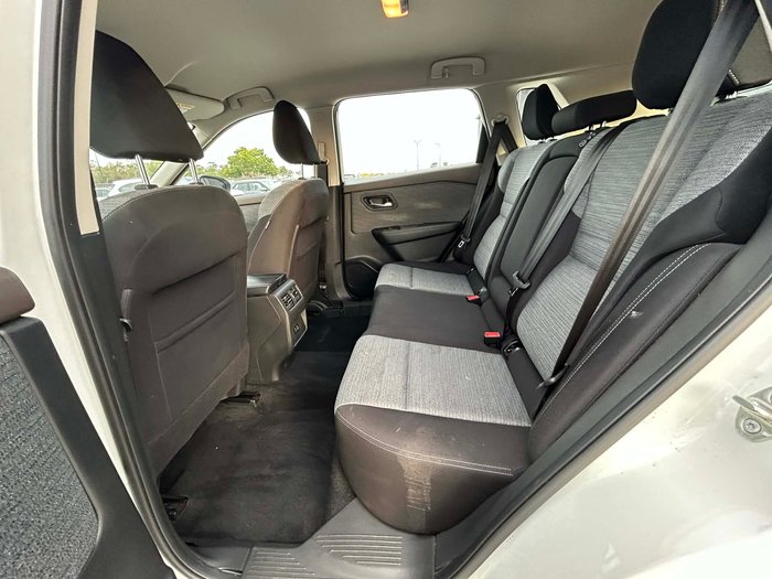 2024 Nissan X-TRAIL ST