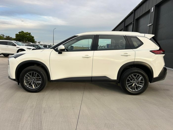 2024 Nissan X-TRAIL ST