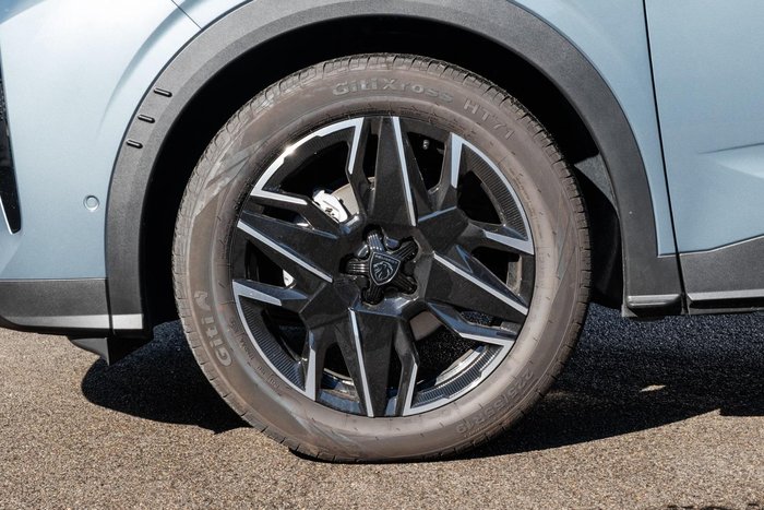 2025 Peugeot 3008 Allure Hybrid