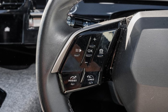 2025 Peugeot 3008 Allure Hybrid