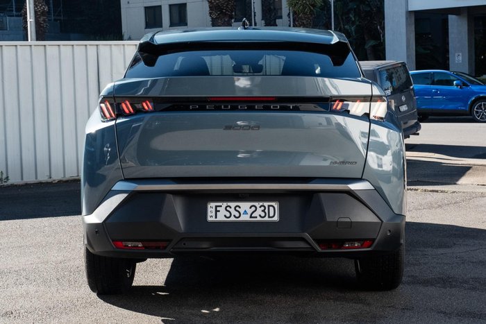 2025 Peugeot 3008 Allure Hybrid