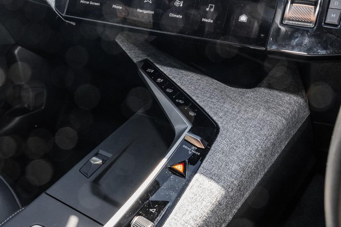 2025 Peugeot 3008 Allure Hybrid