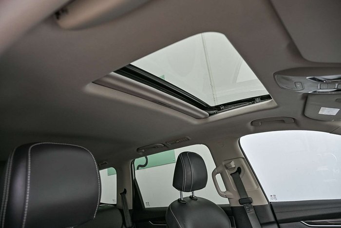 2023 LDV D90 Executive