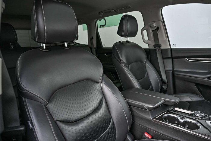2023 LDV D90 Executive