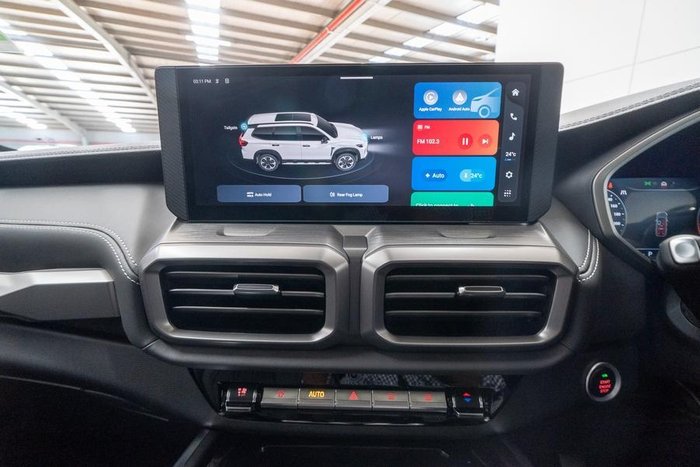 2025 LDV D90 Executive