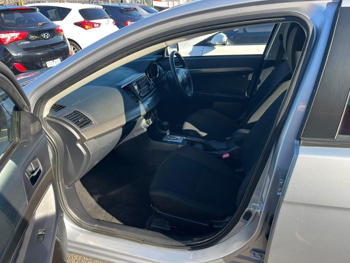 2013 Mitsubishi Lancer ES