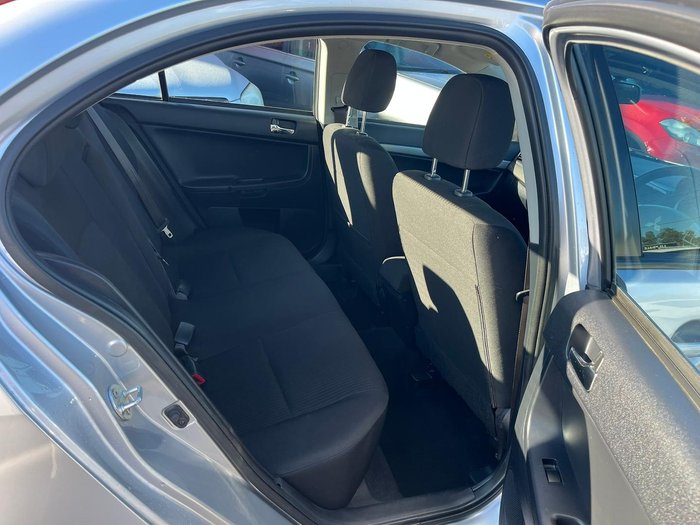 2013 Mitsubishi Lancer ES
