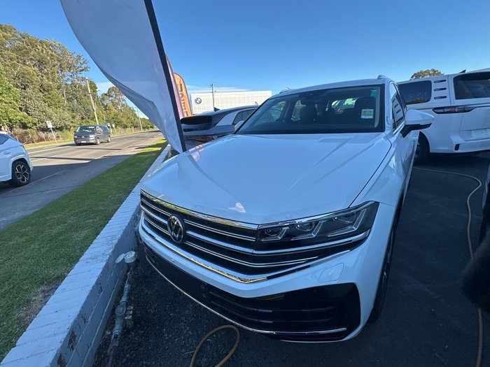 2025 Volkswagen Touareg 210TDI Elegance