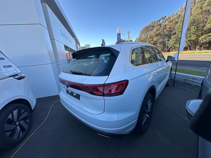 2025 Volkswagen Touareg 210TDI Elegance