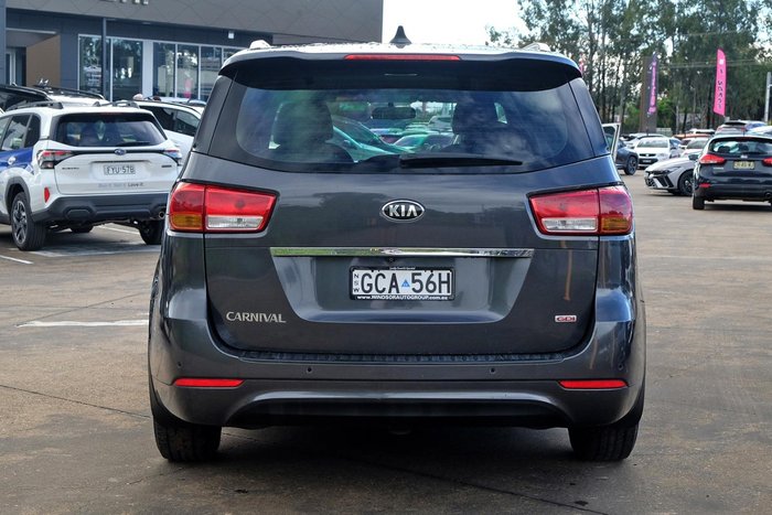 2017 Kia Carnival S