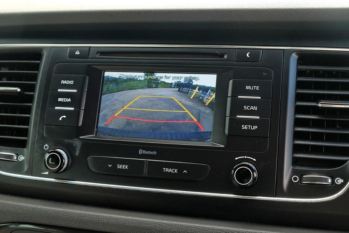 2017 Kia Carnival S