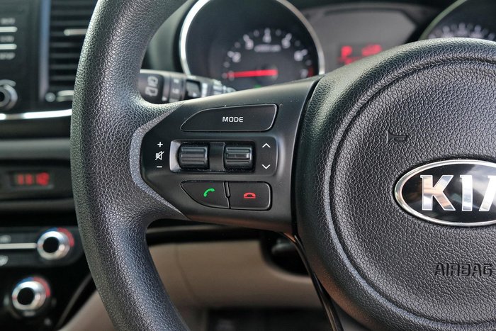 2017 Kia Carnival S