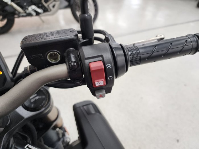 2024 Honda 2024 Honda NAKED CB650RAC ABS Red