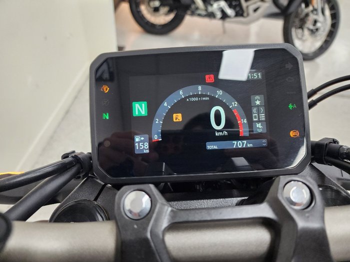 2024 Honda 2024 Honda NAKED CB650RAC ABS Red