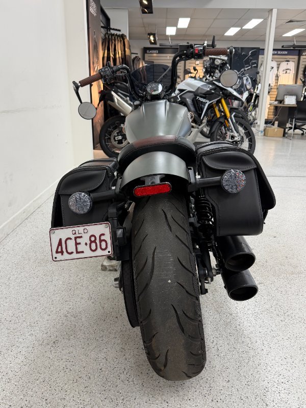 2021 INDIAN SCOUT BOBBER Green