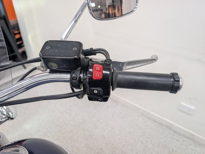 Triumph 2011 TRIUMPH 1600CC THUNDERBIRD A1 Blue