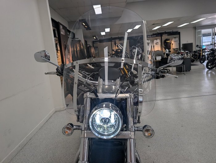 Triumph 2011 TRIUMPH 1600CC THUNDERBIRD A1 Blue