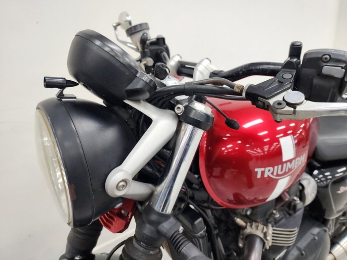 2017 Triumph STREET TWIN Red
