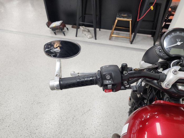 2017 Triumph STREET TWIN Red