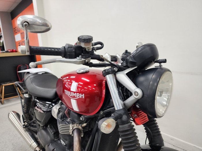 2017 Triumph STREET TWIN Red