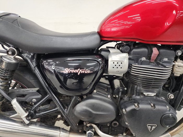 2017 Triumph STREET TWIN Red