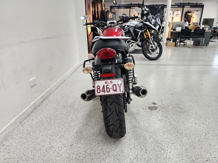 2017 Triumph STREET TWIN Red